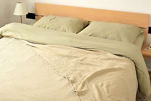 100% Organic Cotton 4-layer Muslin Coverlet