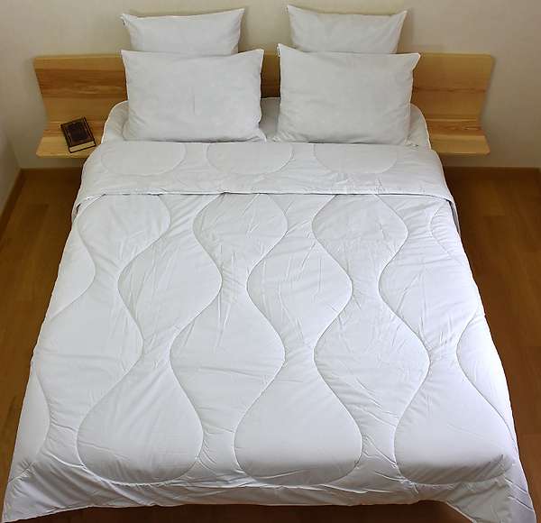 Couette 150x200 naturelle 4 saisons laine - Confectionnée en France -  Matelas No Stress